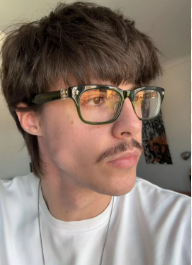 🖤 <strong>David Linares – Medellín</strong>